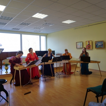 Pavasara koncerts ar kokļu ansambļa 