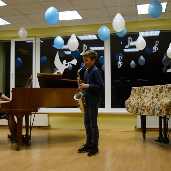 Klavieru un pūšaminstrumentu nodaļas audzēkņu koncerts - 