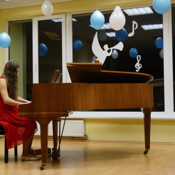 Klavieru un pūšaminstrumentu nodaļas audzēkņu koncerts - 