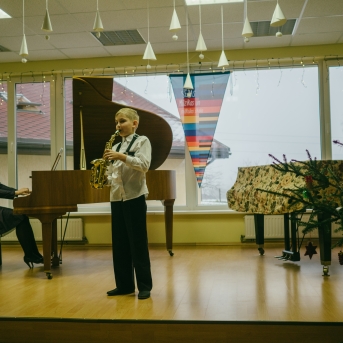 Ziemassvētki SMMS Pūtēju un klavieru nod. koncerts - 