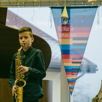 Ziemassvētki SMMS Pūtēju un klavieru nod. koncerts - 