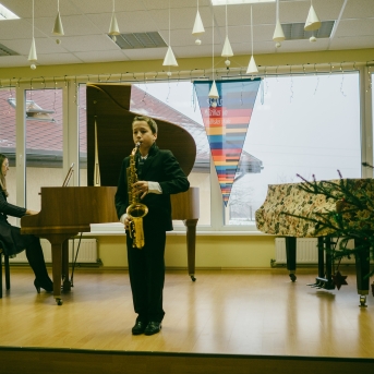 Ziemassvētki SMMS Pūtēju un klavieru nod. koncerts - 