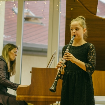 Ziemassvētki SMMS Pūtēju un klavieru nod. koncerts - 