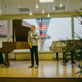 Ziemassvētki SMMS Pūtēju un klavieru nod. koncerts - 