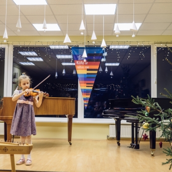 Stīgu nodaļas Ziemassvētki koncerts - 