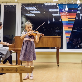 Stīgu nodaļas Ziemassvētki koncerts - 