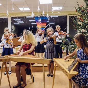 Stīgu nodaļas Ziemassvētki koncerts - 