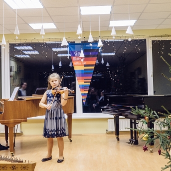 Stīgu nodaļas Ziemassvētki koncerts - 