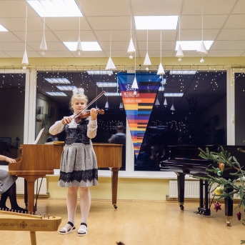 Stīgu nodaļas Ziemassvētki koncerts - 