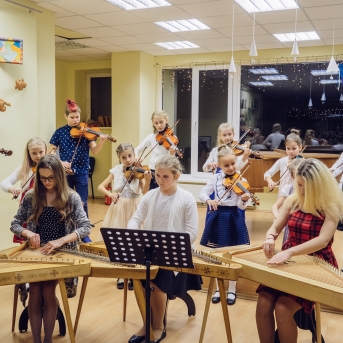 Stīgu nodaļas Ziemassvētki koncerts - 