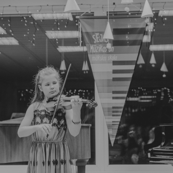 Stīgu nodaļas Ziemassvētki koncerts - 