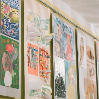 Ziemassvētki mākslas nodaļā - 