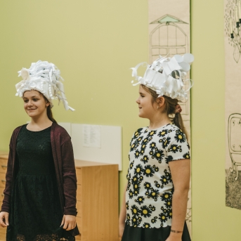 Ziemassvētki mākslas nodaļā - 