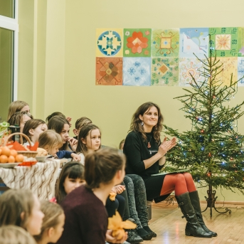 Ziemassvētki mākslas nodaļā - 