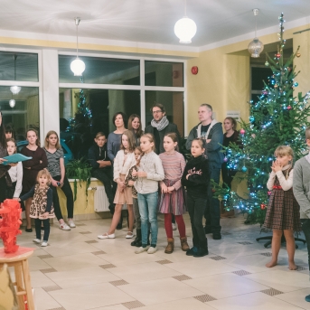 Ziemassvētki mākslas nodaļā - 