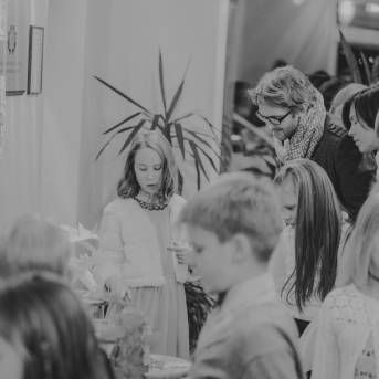 Ziemassvētki mākslas nodaļā - 