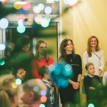 Ziemassvētki mākslas nodaļā - 