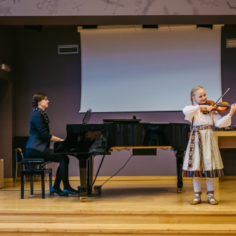 Ciemojamies Ādažos - 