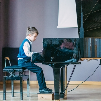 Ciemojamies Ādažos - 