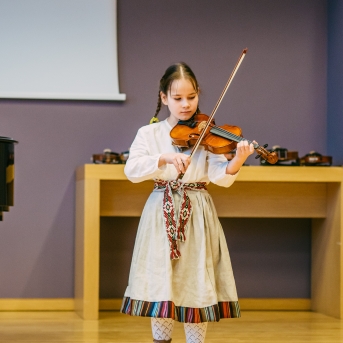 Ciemojamies Ādažos - 