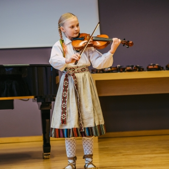 Ciemojamies Ādažos - 