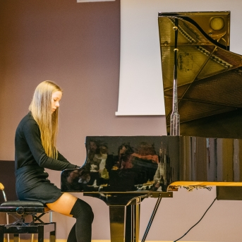 Ciemojamies Ādažos - 