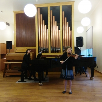 Valsts konkursa II kārta stīgu instrumentu spēlē Cēsīs - 