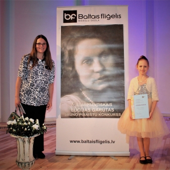 V Starptautiskais Lūcijas Garūtas jauno pianistu konkurss - 