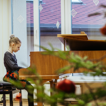 Ziemassvētki SMMS mūzikas nodaļā - 