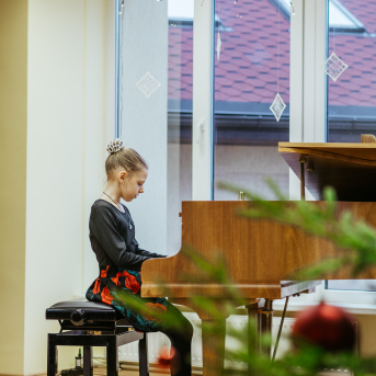 Ziemassvētki SMMS mūzikas nodaļā - 