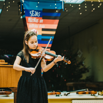 Ziemassvētki SMMS mūzikas nodaļā - 