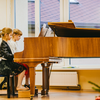 Ziemassvētki SMMS mūzikas nodaļā - 