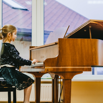 Ziemassvētki SMMS mūzikas nodaļā - 