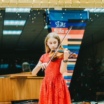 Ziemassvētki SMMS mūzikas nodaļā - 