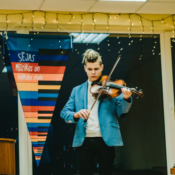 Ziemassvētki SMMS mūzikas nodaļā - 