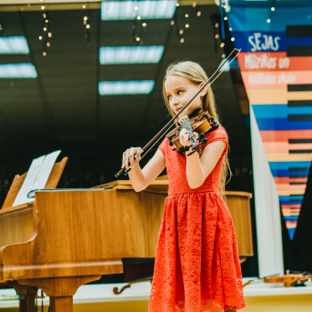 Ziemassvētki SMMS mūzikas nodaļā - 