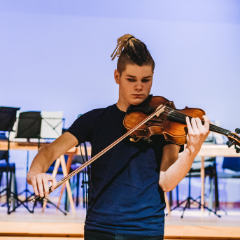 Ciemosjamies Līgatnē - 