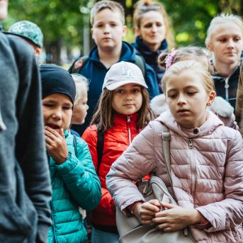 SMMS bauda mākslu - 