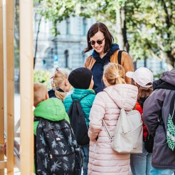 SMMS bauda mākslu - 