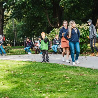 SMMS bauda mākslu - 