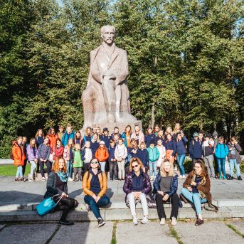 SMMS bauda mākslu - 