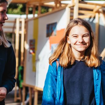 SMMS bauda mākslu - 