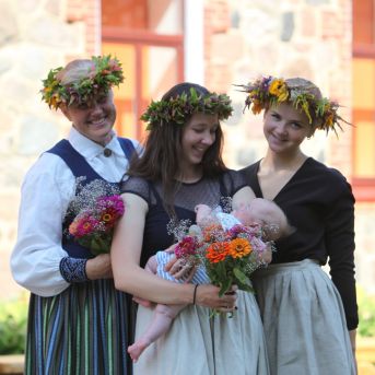 XII Skolu jaunatnes dziesmu un deju svētku 