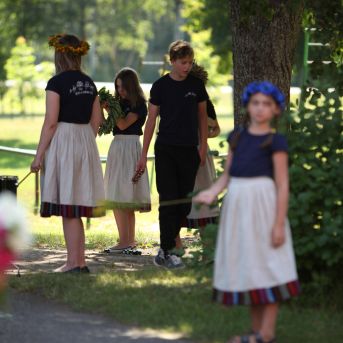 XII Skolu jaunatnes dziesmu un deju svētku 