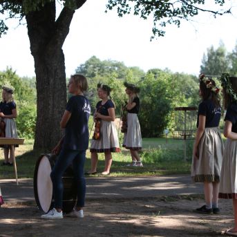 XII Skolu jaunatnes dziesmu un deju svētku 