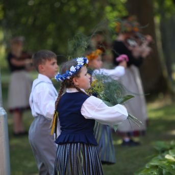 XII Skolu jaunatnes dziesmu un deju svētku 