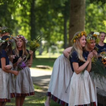 XII Skolu jaunatnes dziesmu un deju svētku 