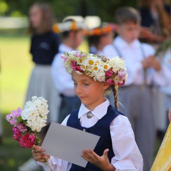 XII Skolu jaunatnes dziesmu un deju svētku 