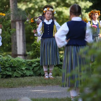 XII Skolu jaunatnes dziesmu un deju svētku 