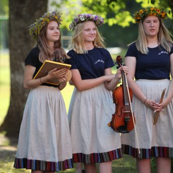 XII Skolu jaunatnes dziesmu un deju svētku 